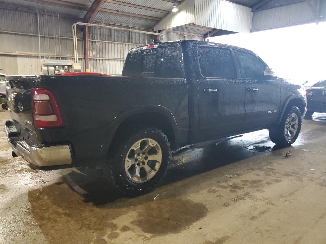 2019 RAM 1500 LARAM - Фото 3