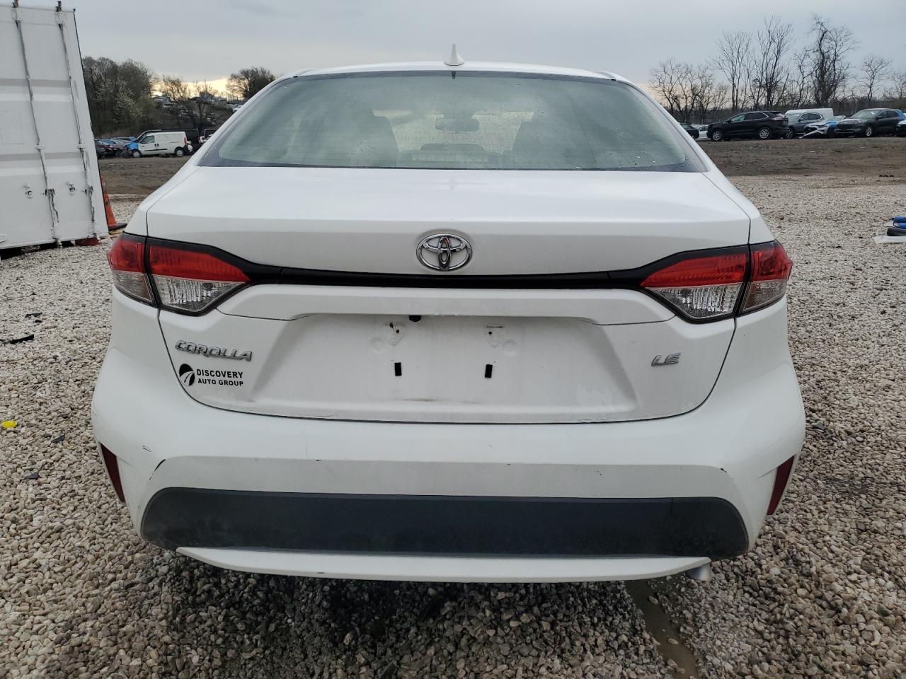 2020 TOYOTA COROLLA LE - Фото 6
