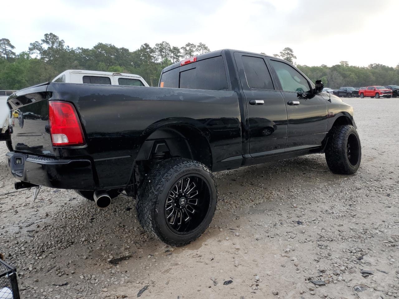 2014 RAM 1500 SLT - Фото 3