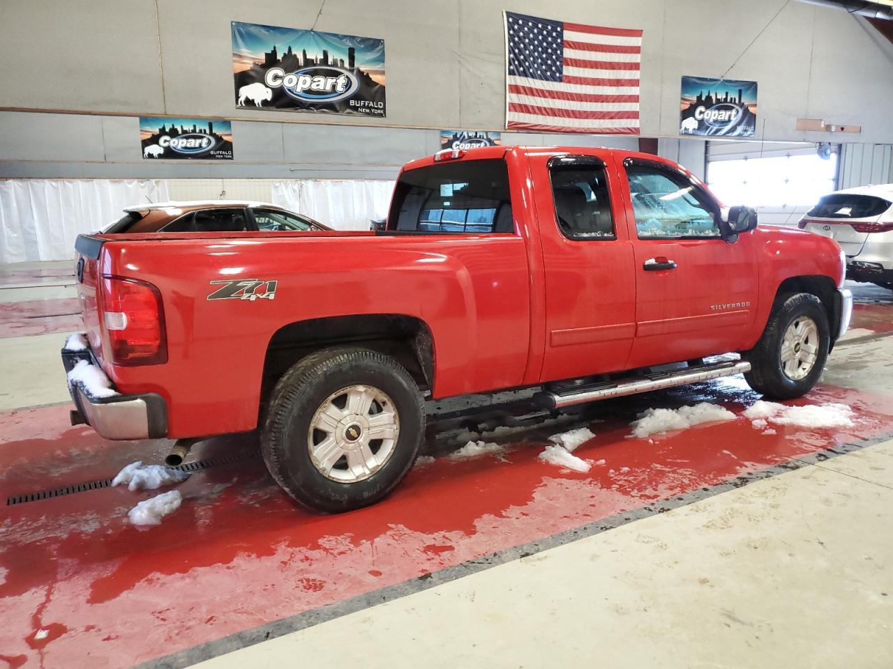 2013 CHEVROLET SILVERADO - Фото 3