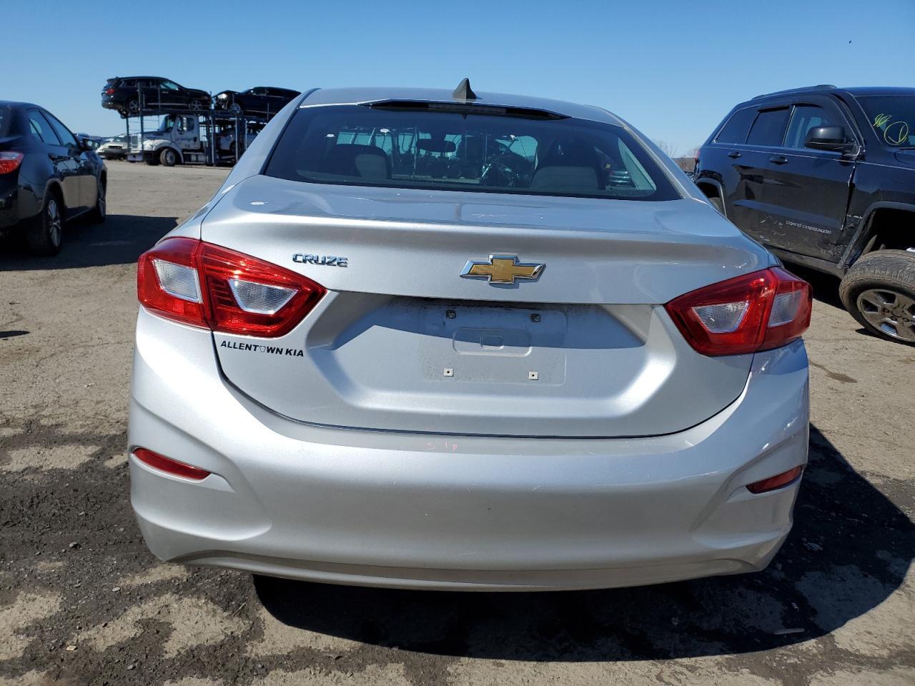 2016 CHEVROLET CRUZE LS - Image 6