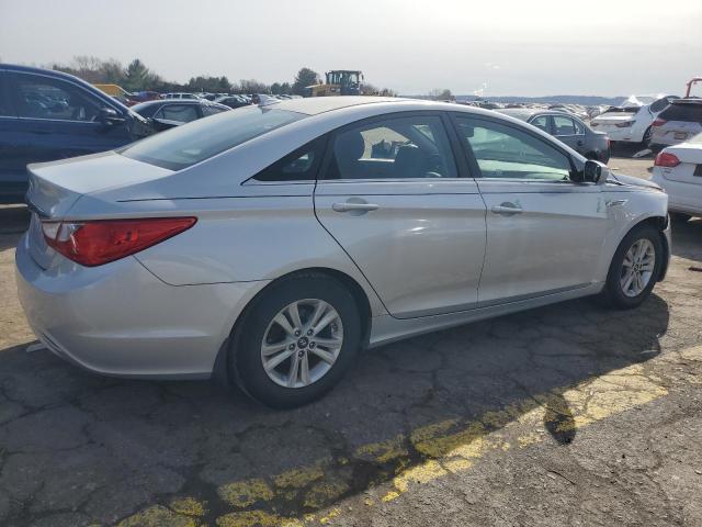 2013 Hyundai Sonata Gls - Image 3