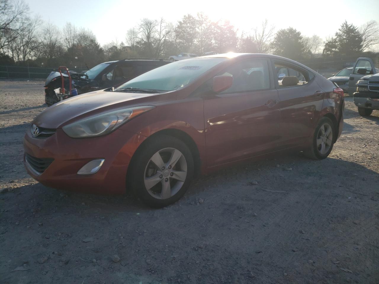 2013 HYUNDAI ELANTRA GL