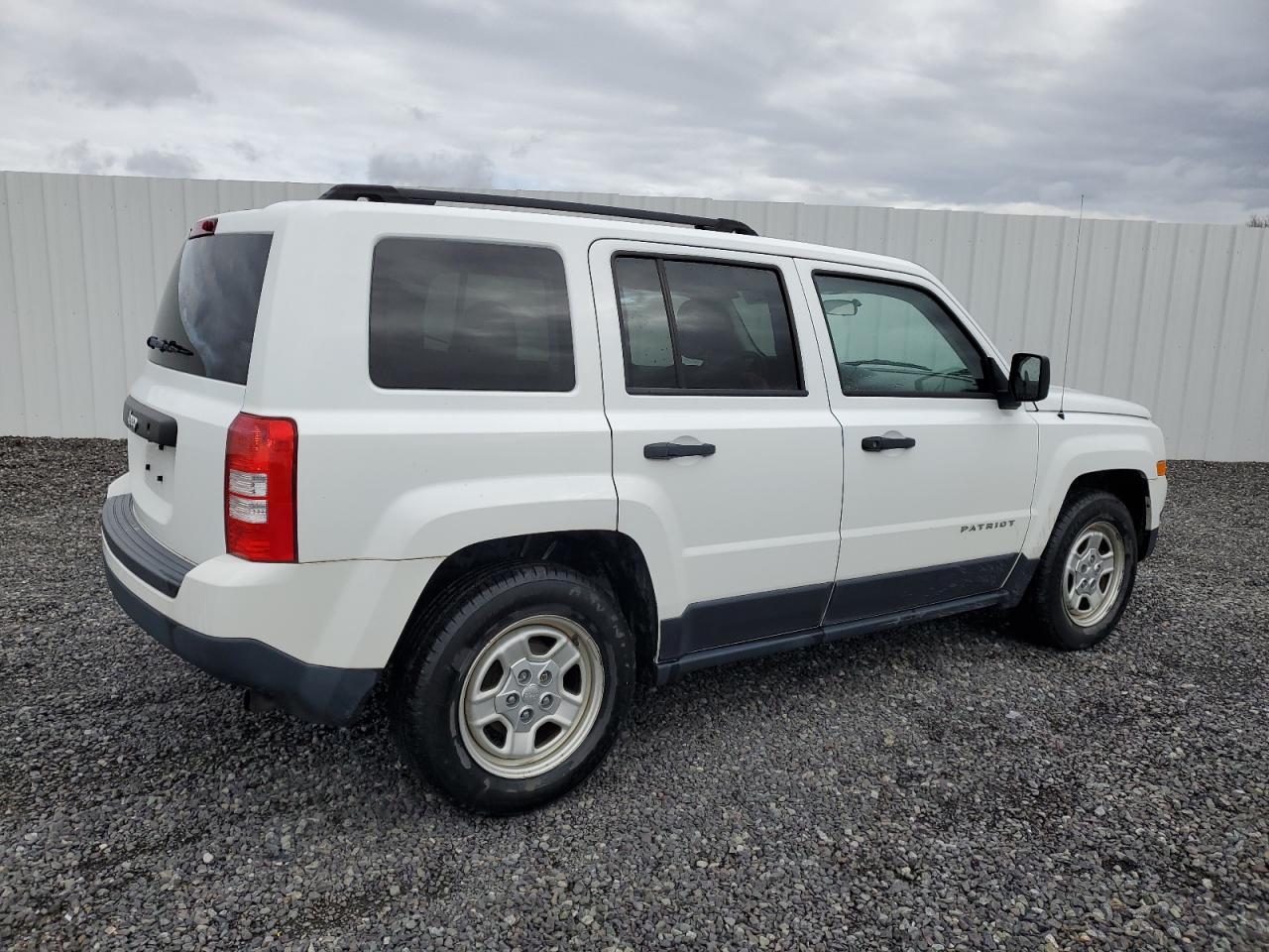 2014 JEEP PATRIOT SP - Image 3