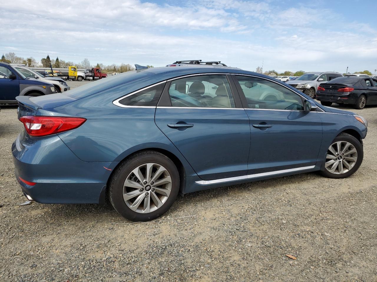 2017 HYUNDAI SONATA SPO - Image 3