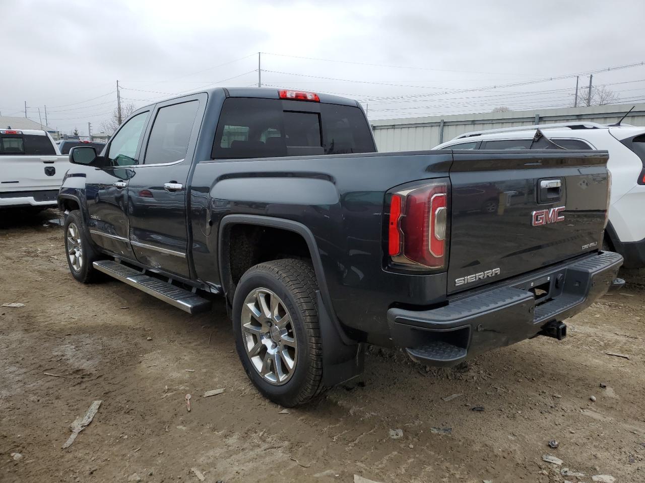 2018 GMC SIERRA K15 - Фото 2