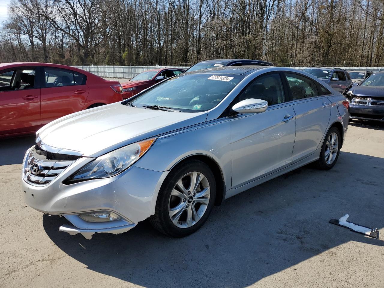 2013 HYUNDAI SONATA SE
