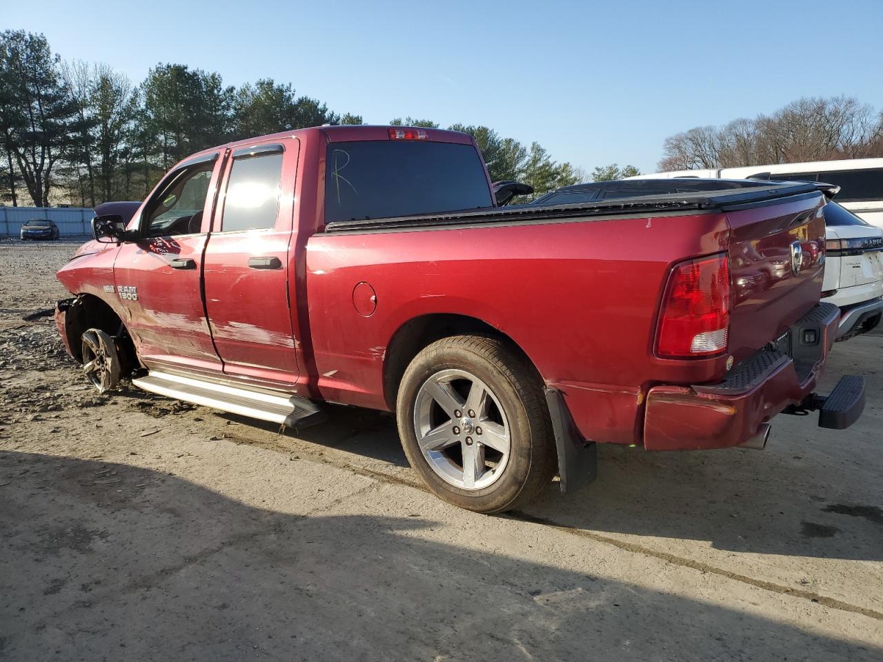 2014 RAM 1500 ST - Фото 2