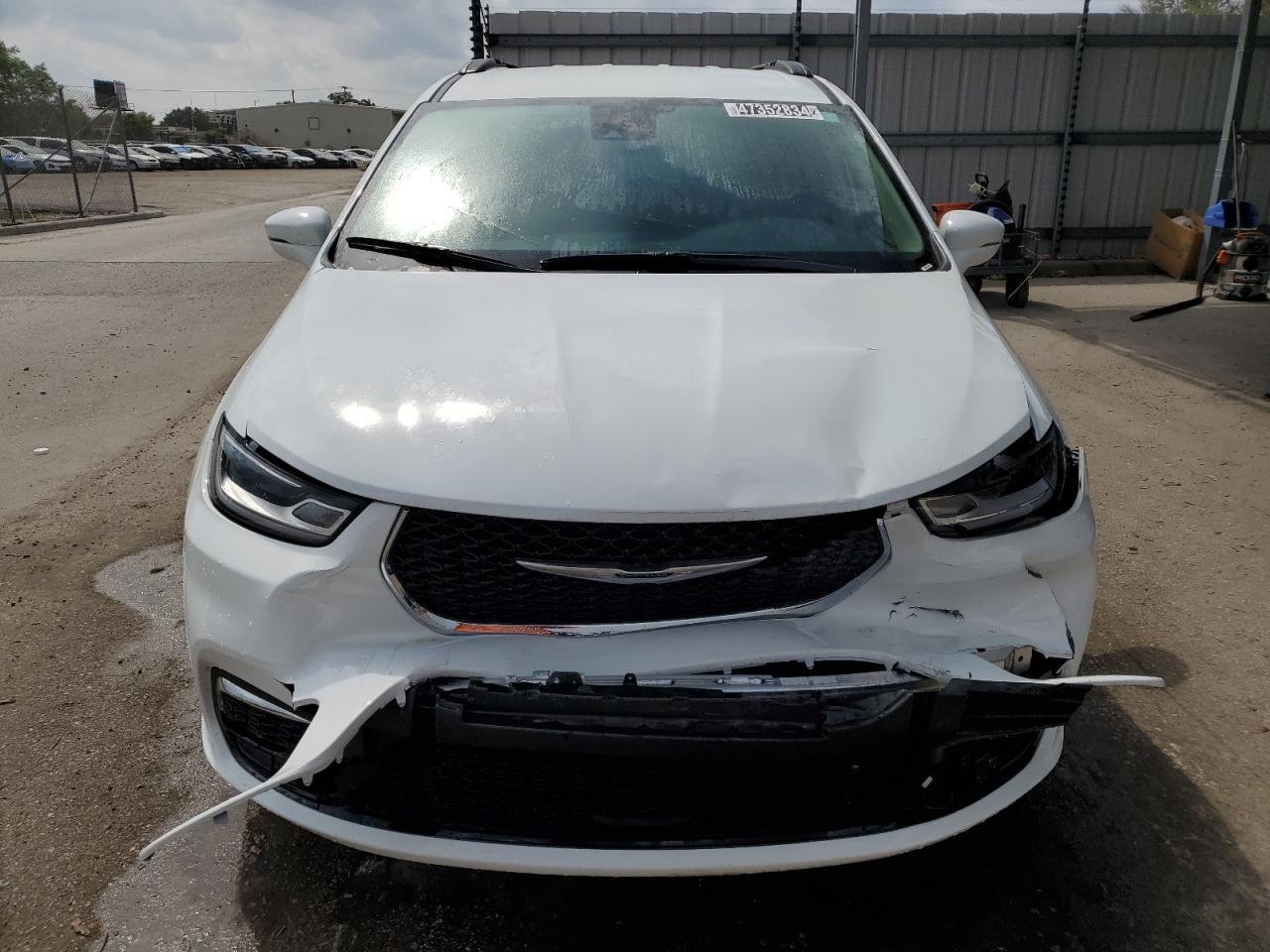 2022 CHRYSLER PACIFICA T - Image 5