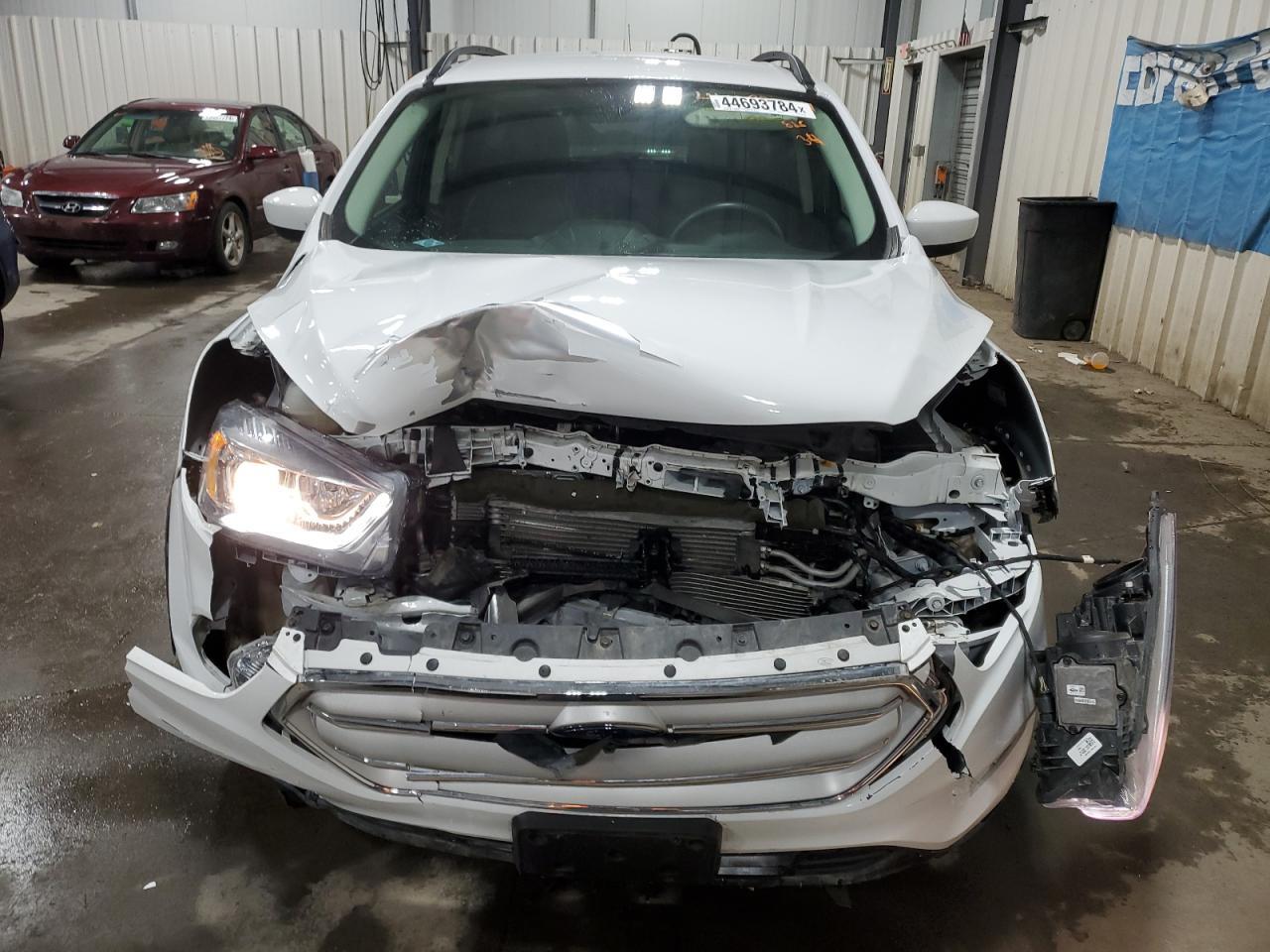 2019 FORD ESCAPE SEL - Фото 5