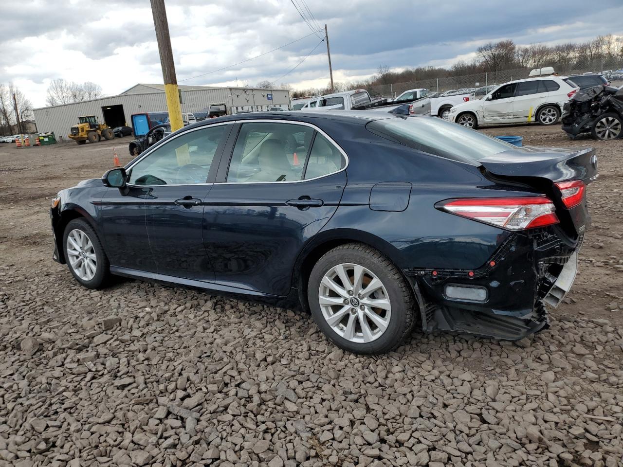 2019 TOYOTA CAMRY L - Image 2
