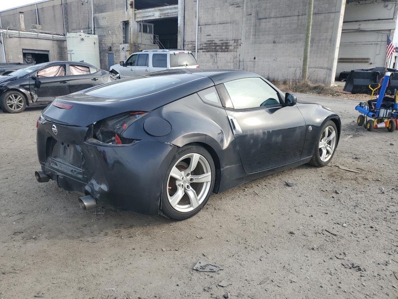 2010 NISSAN 370Z - Image 3