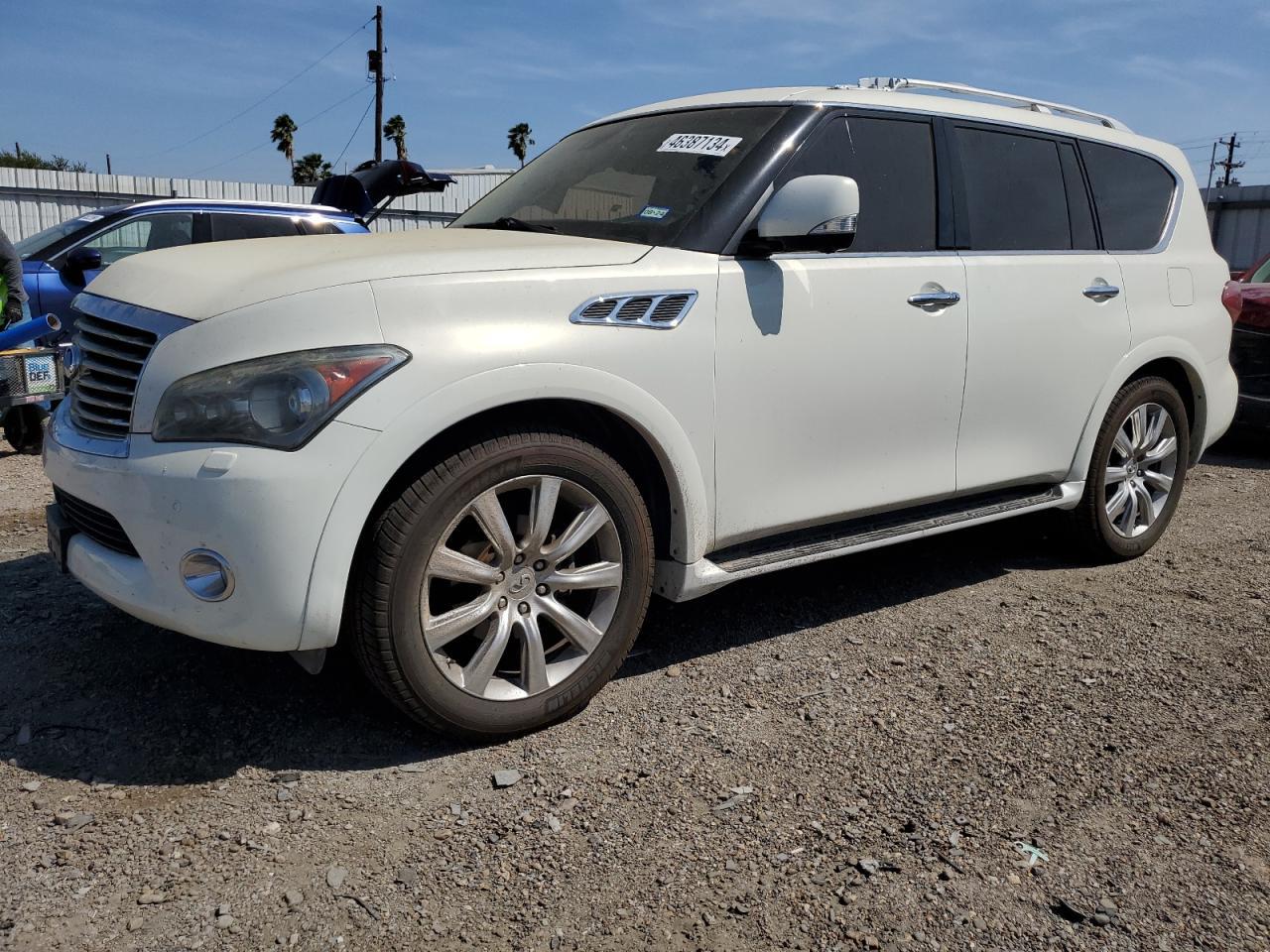 2013 INFINITI QX56 car image