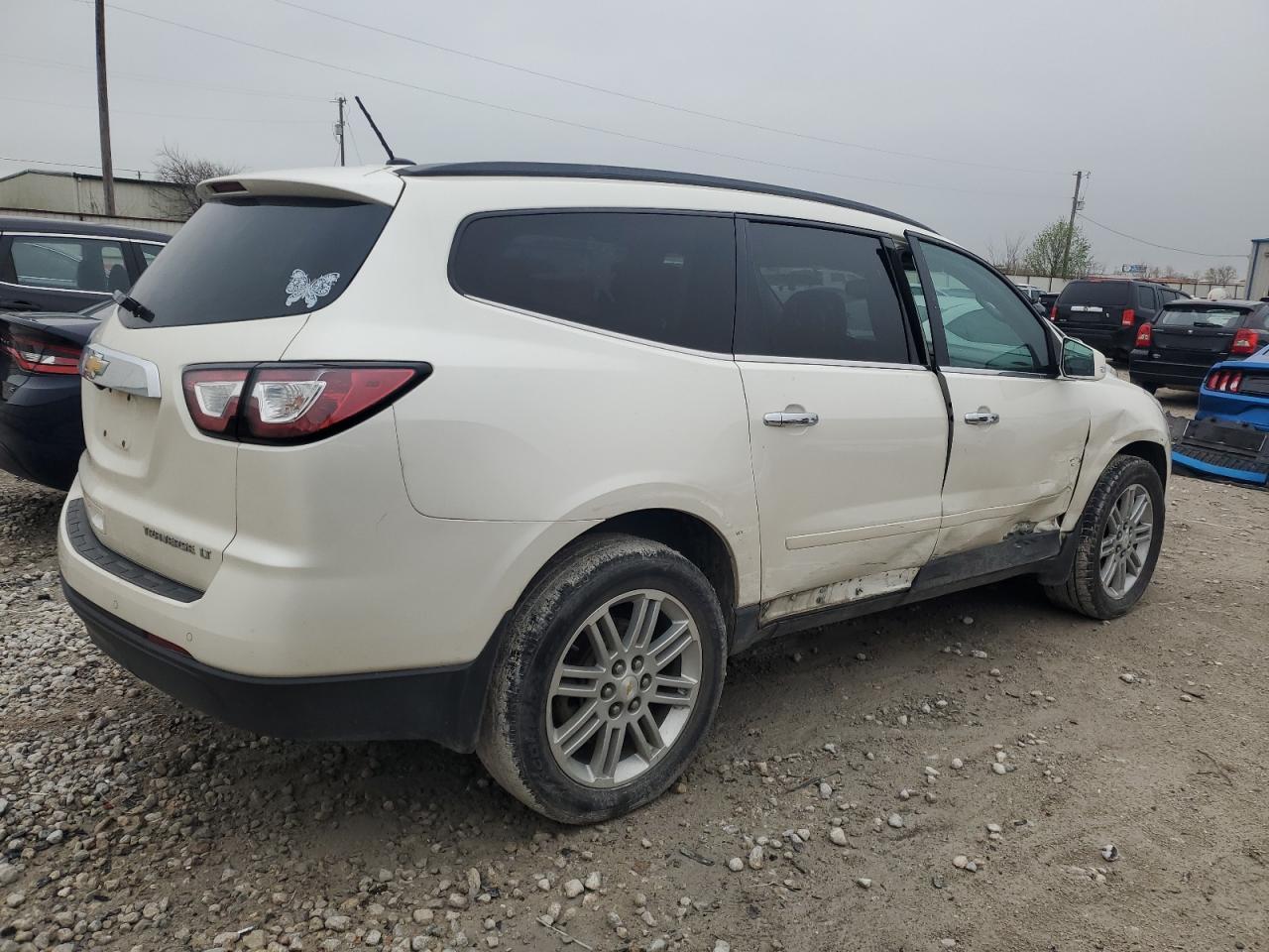2015 CHEVROLET TRAVERSE L - Image 3