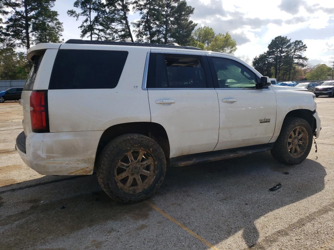2019 CHEVROLET TAHOE C150 - Фото 3