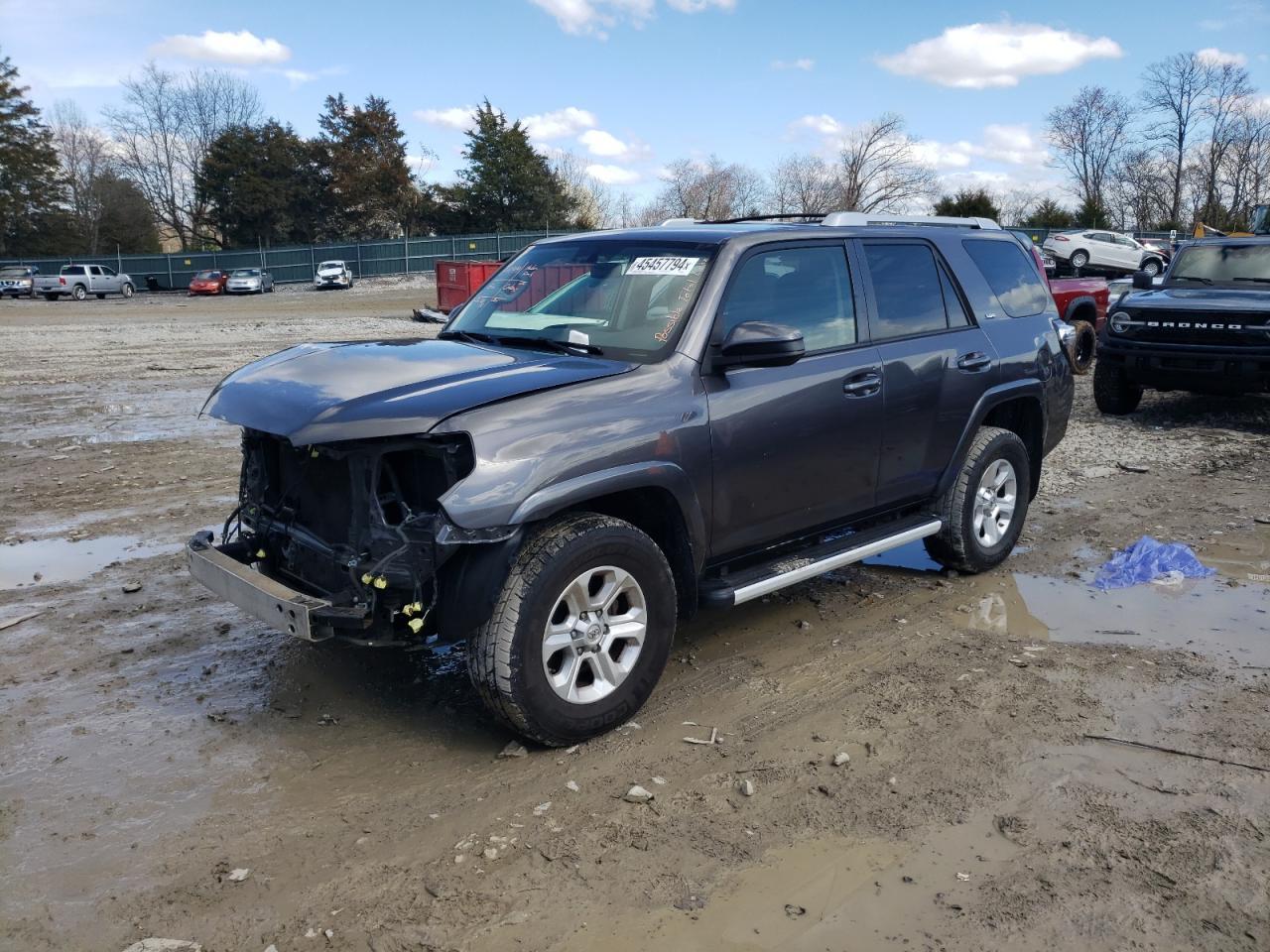 2015 TOYOTA 4RUNNER SR car image