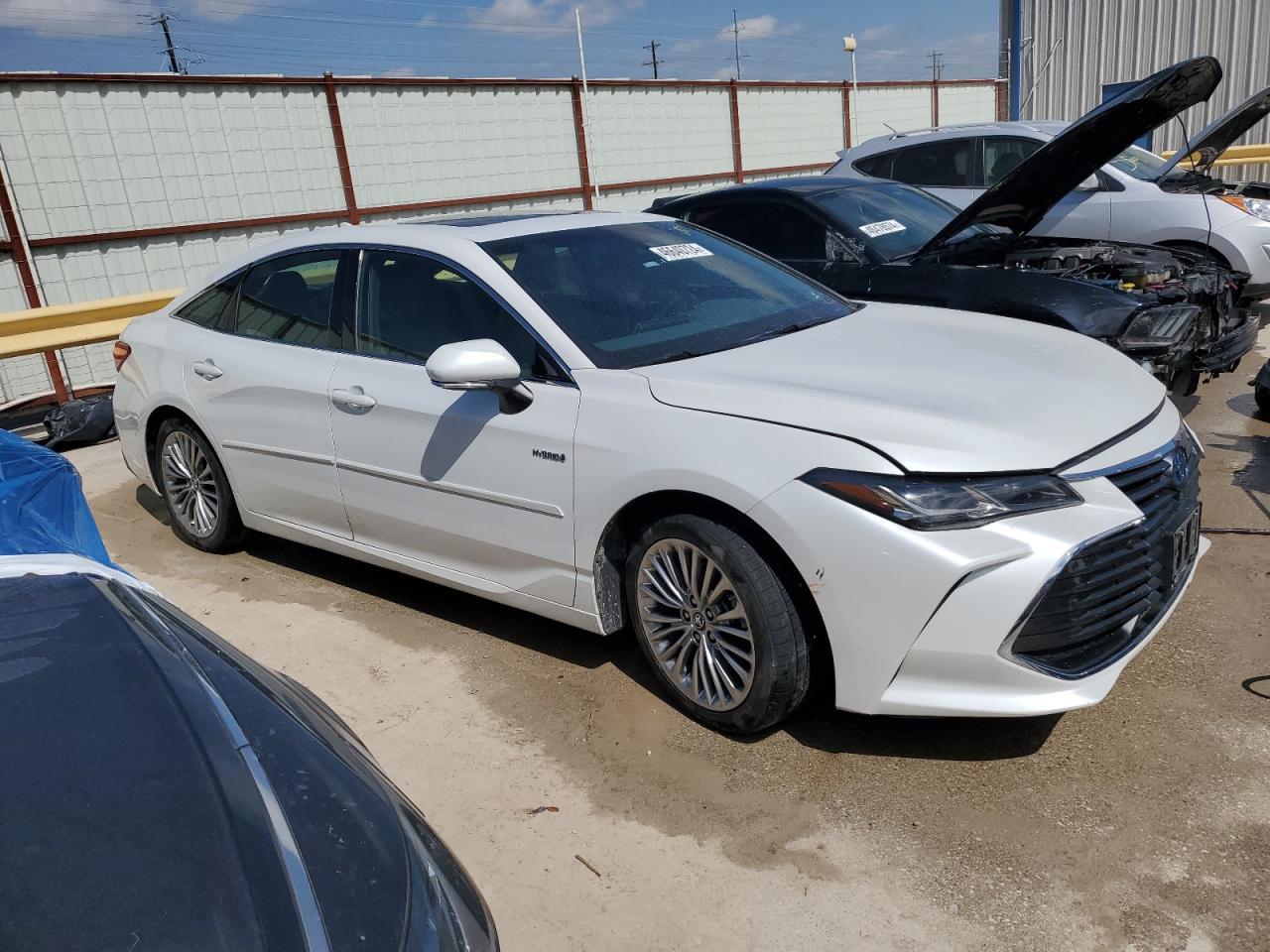 2019 TOYOTA AVALON XLE - Фото 4