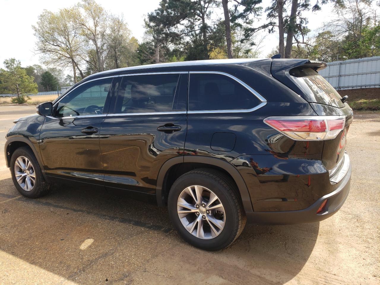 2015 TOYOTA HIGHLANDER - Фото 2