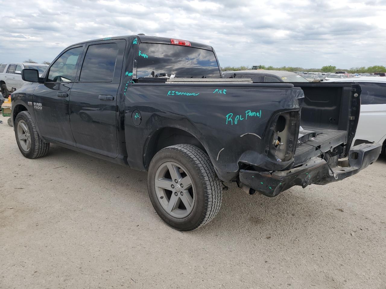 2014 RAM 1500 ST - Фото 2