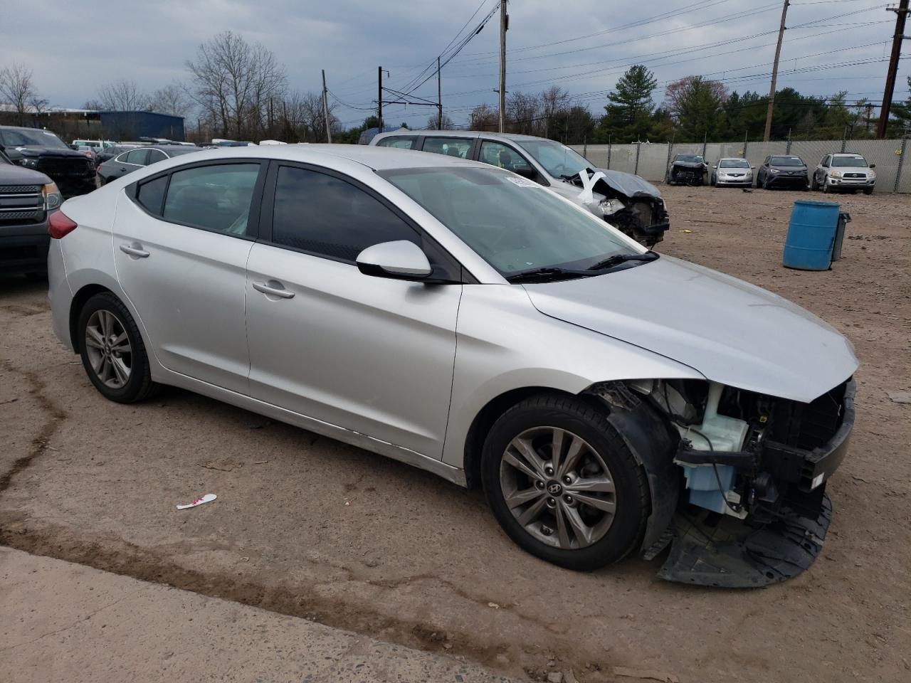 2018 HYUNDAI ELANTRA SE - Фото 4