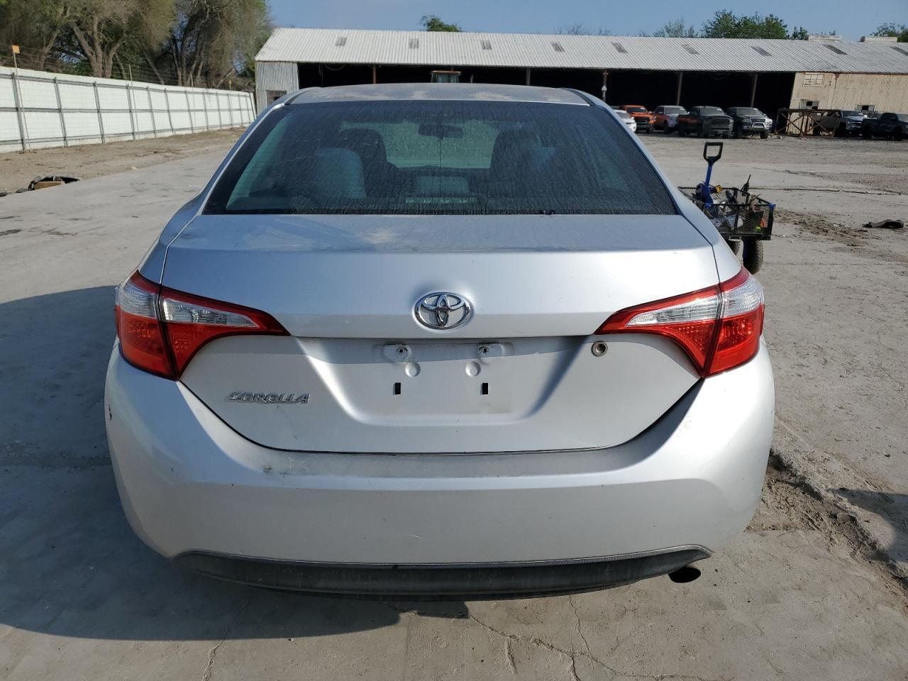 2014 TOYOTA COROLLA L - Фото 6