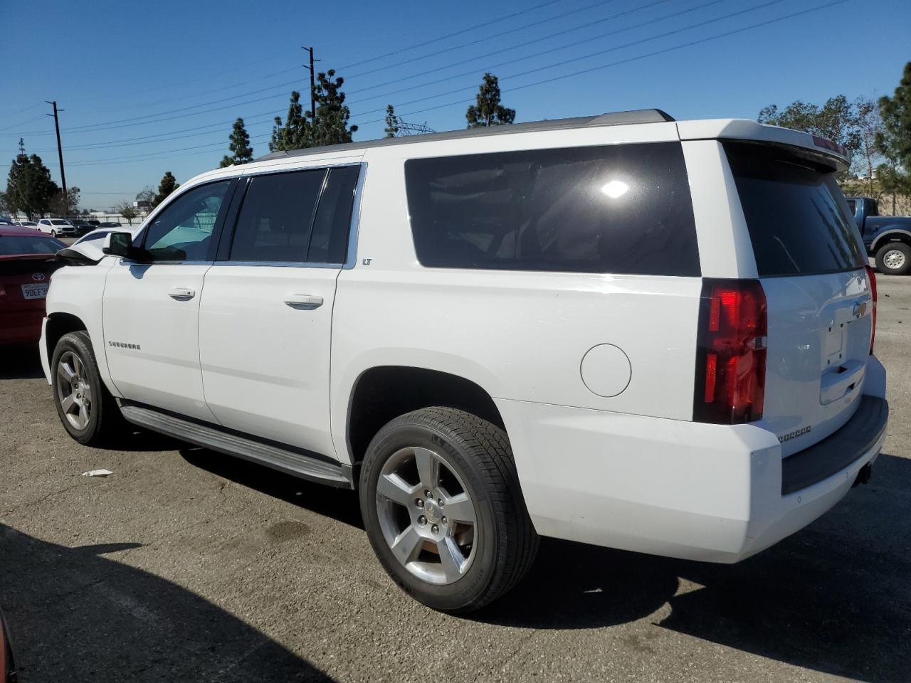 2016 CHEVROLET SUBURBAN K - Фото 2
