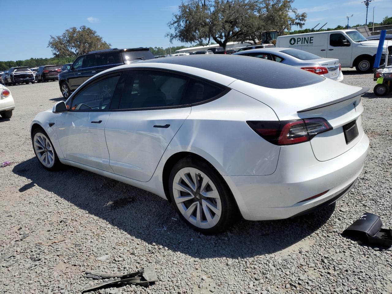 2023 TESLA MODEL 3 - Фото 2