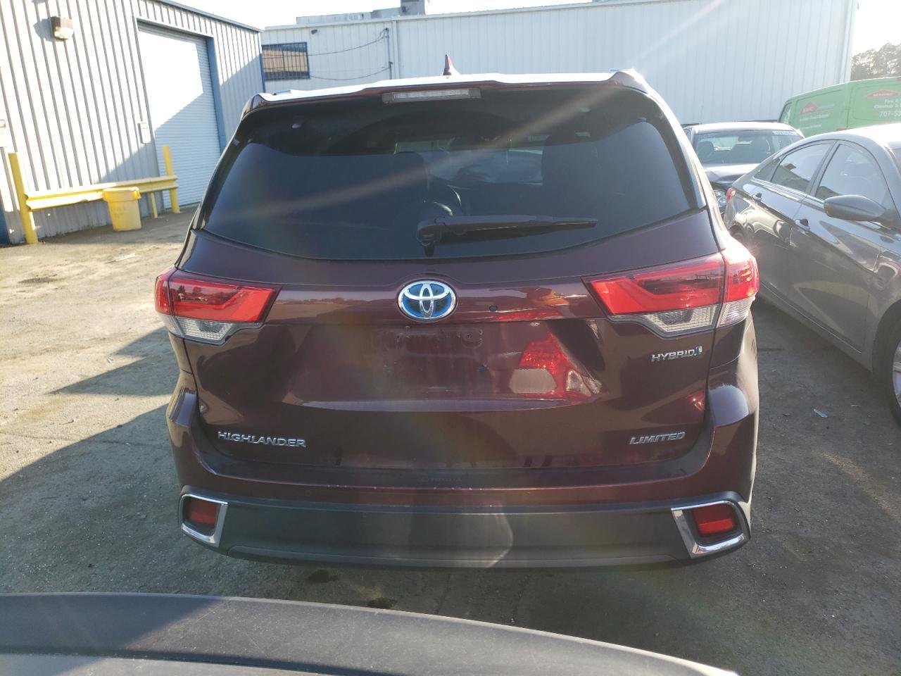2018 TOYOTA HIGHLANDER - Фото 6