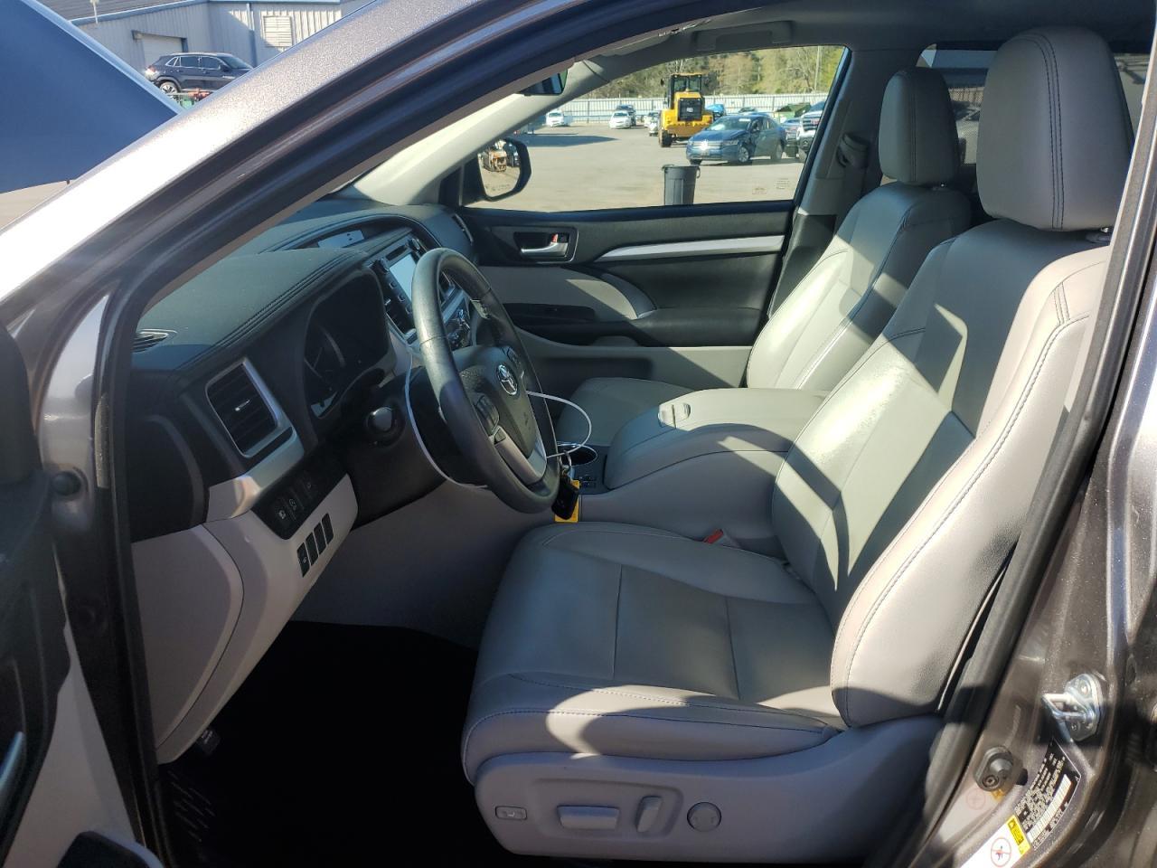2018 TOYOTA HIGHLANDER - Фото 7