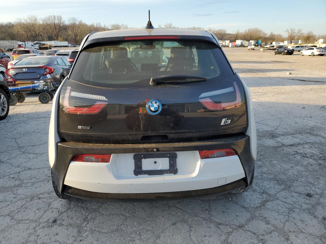 2015 BMW I3 REX - Фото 6