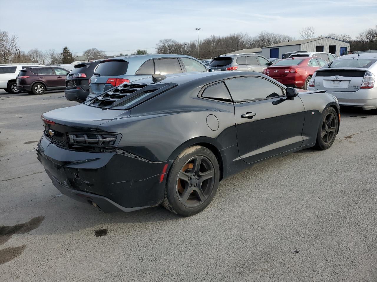 2018 CHEVROLET CAMARO LT - Image 3