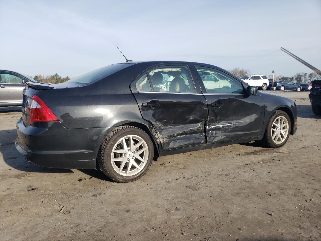 2011 FORD FUSION SEL - Image 3