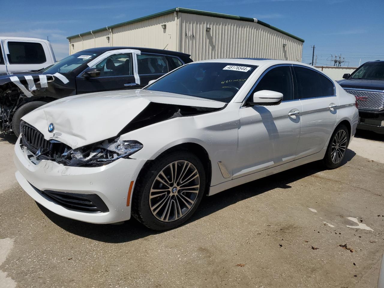 2017 BMW 530 I car image