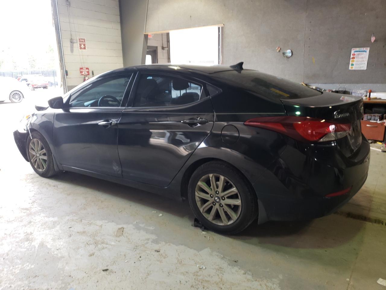 2015 HYUNDAI ELANTRA SE - Image 2