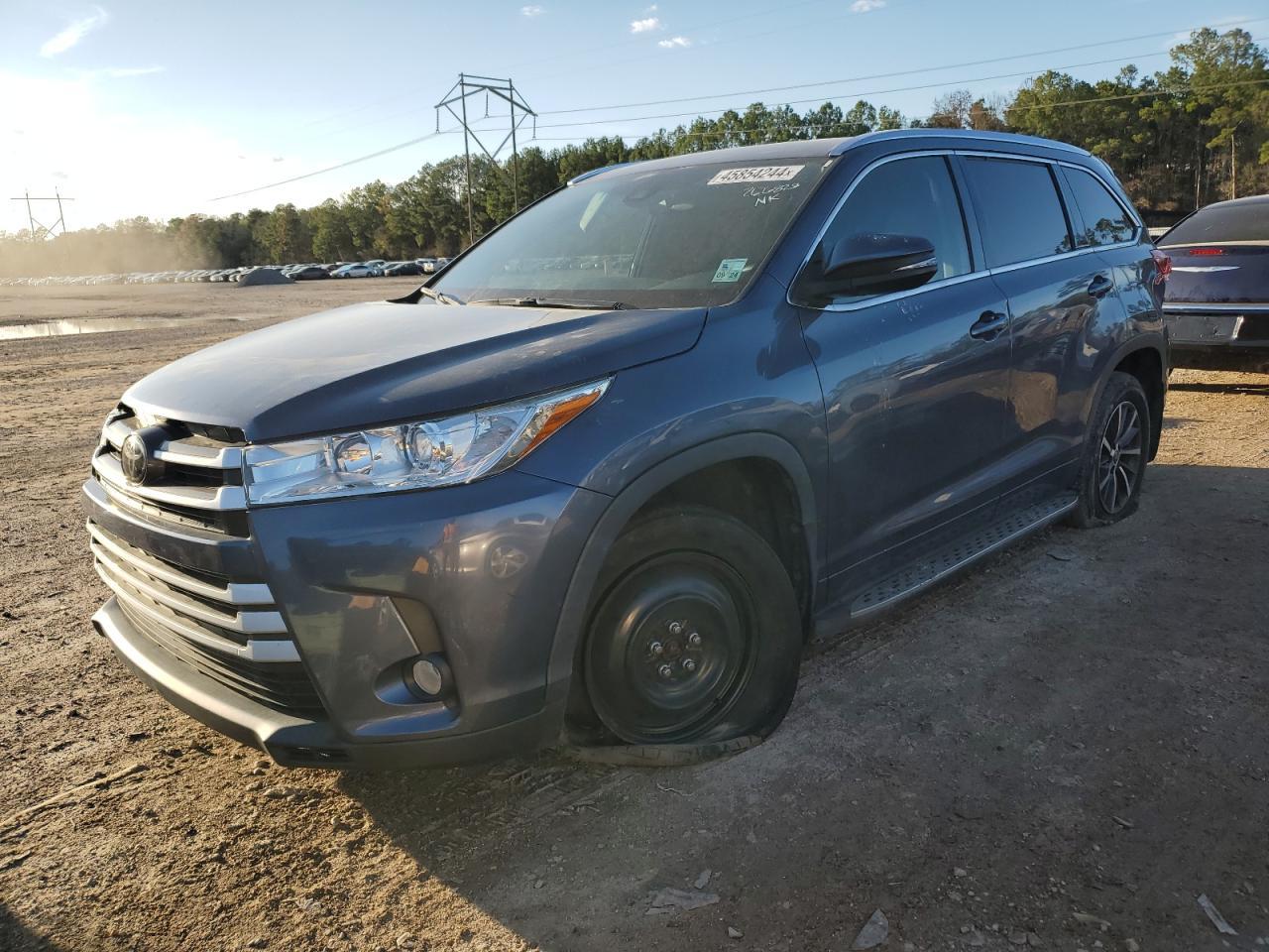 2018 TOYOTA HIGHLANDER