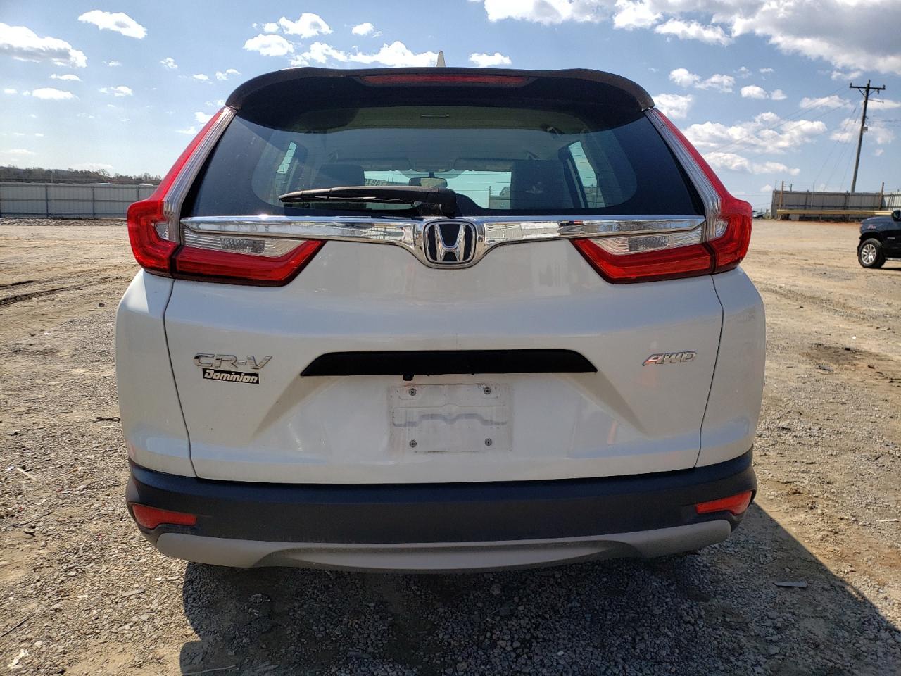 2018 HONDA CR-V LX - Image 6