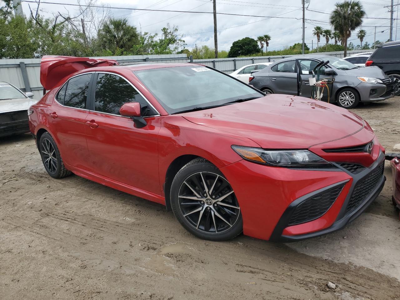 2021 TOYOTA CAMRY SE - Image 4