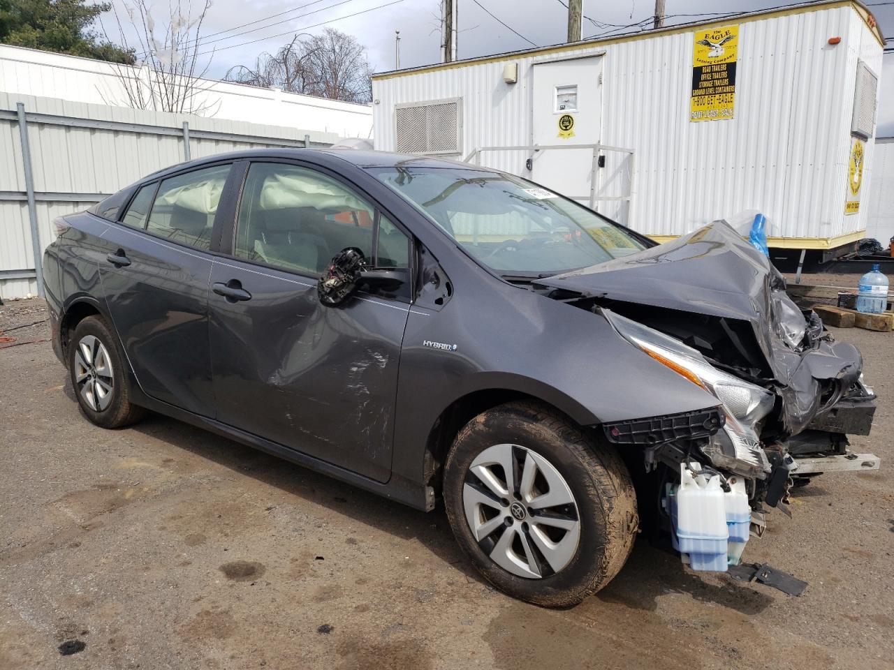 2016 TOYOTA PRIUS - Image 4