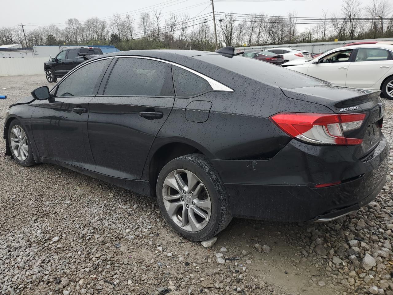2018 HONDA ACCORD LX - Image 2