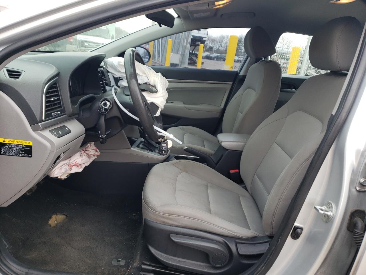 2018 HYUNDAI ELANTRA SE - Фото 7