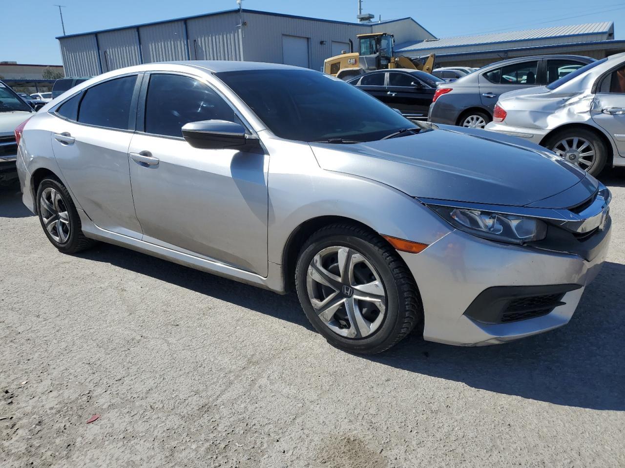 2017 HONDA CIVIC LX - Image 4