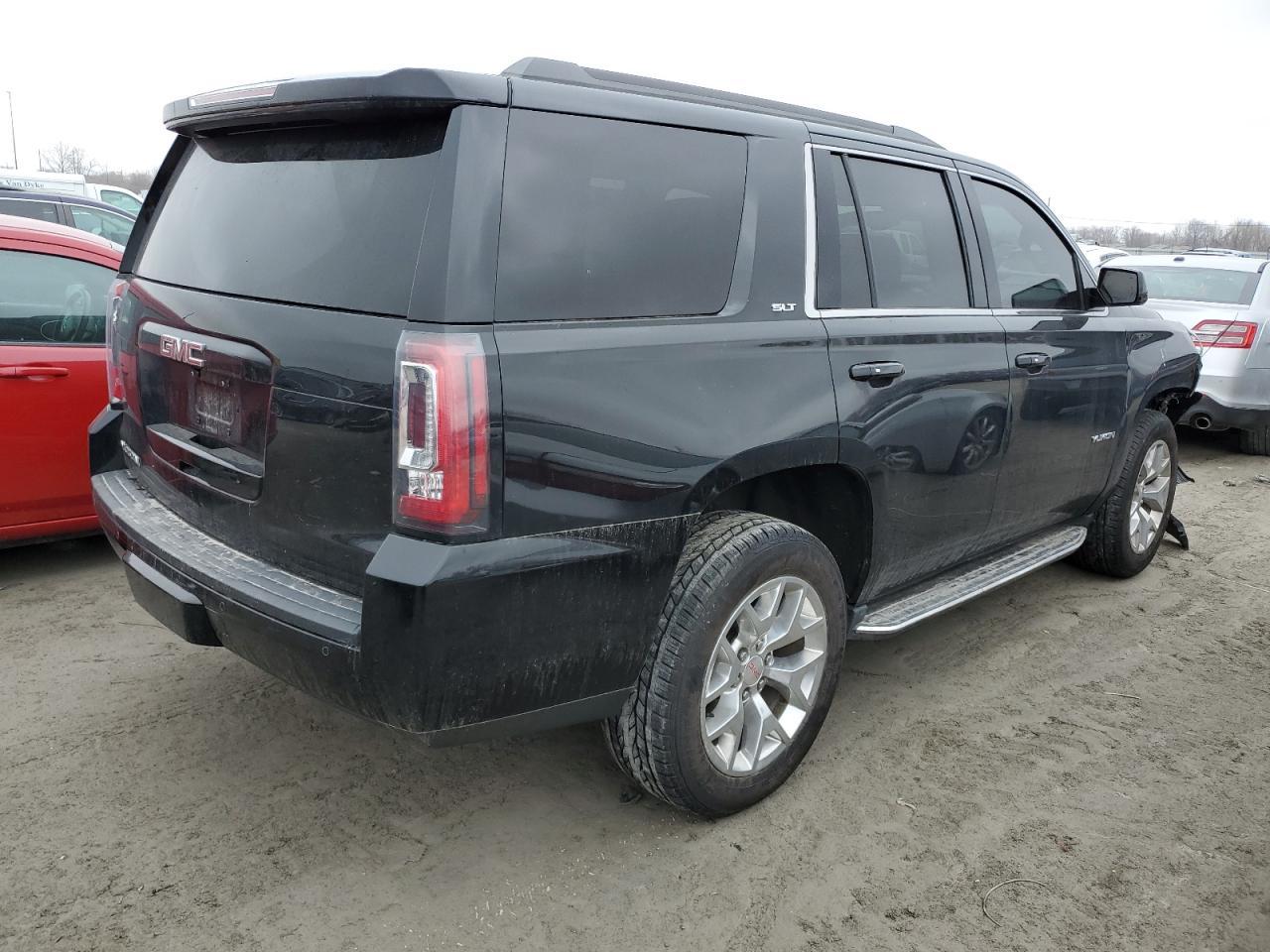 2016 GMC YUKON SLT - Фото 3