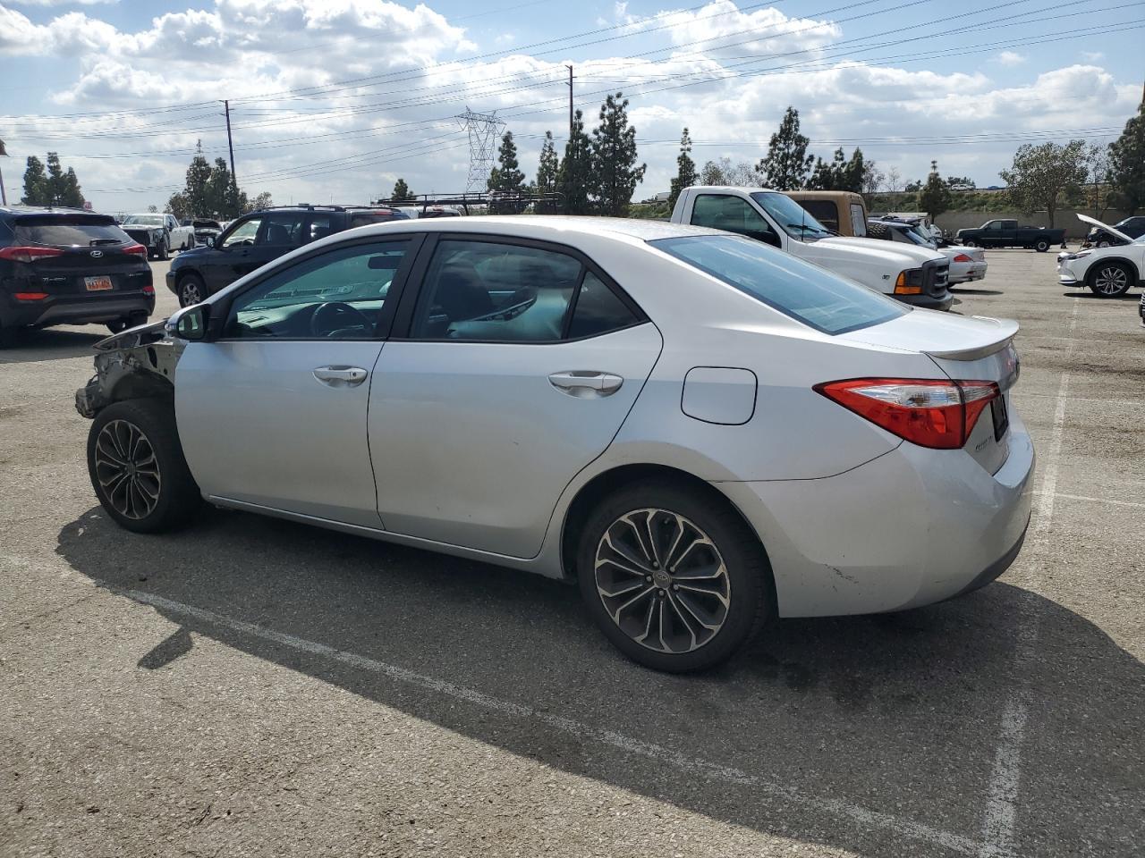2015 TOYOTA COROLLA L - Image 2