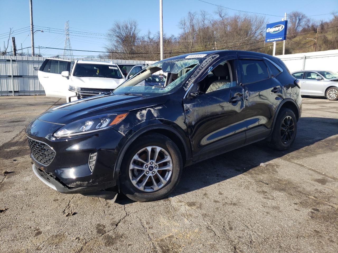 2020 FORD ESCAPE SE