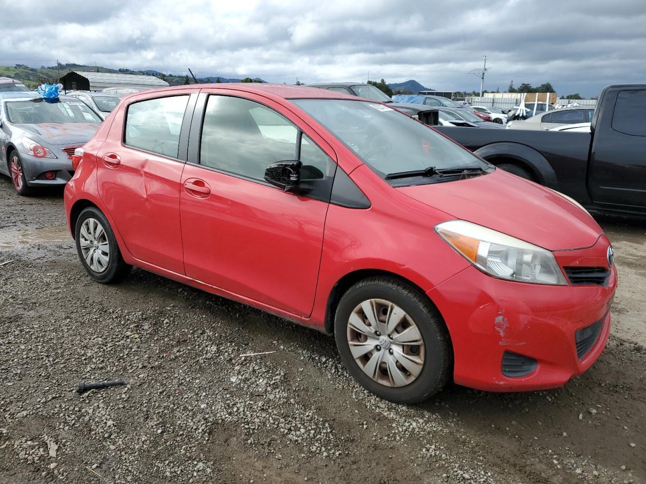 2013 TOYOTA YARIS - Image 4