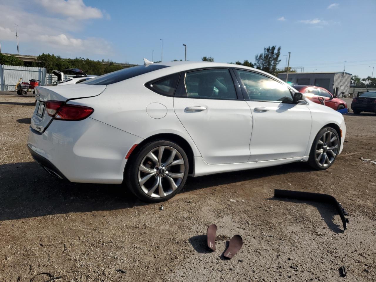 2015 CHRYSLER 200 S - Image 3