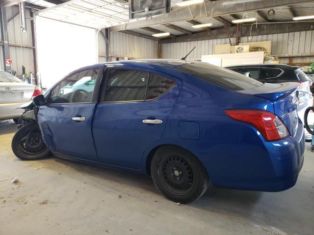 2016 Nissan Versa S - Фото 2