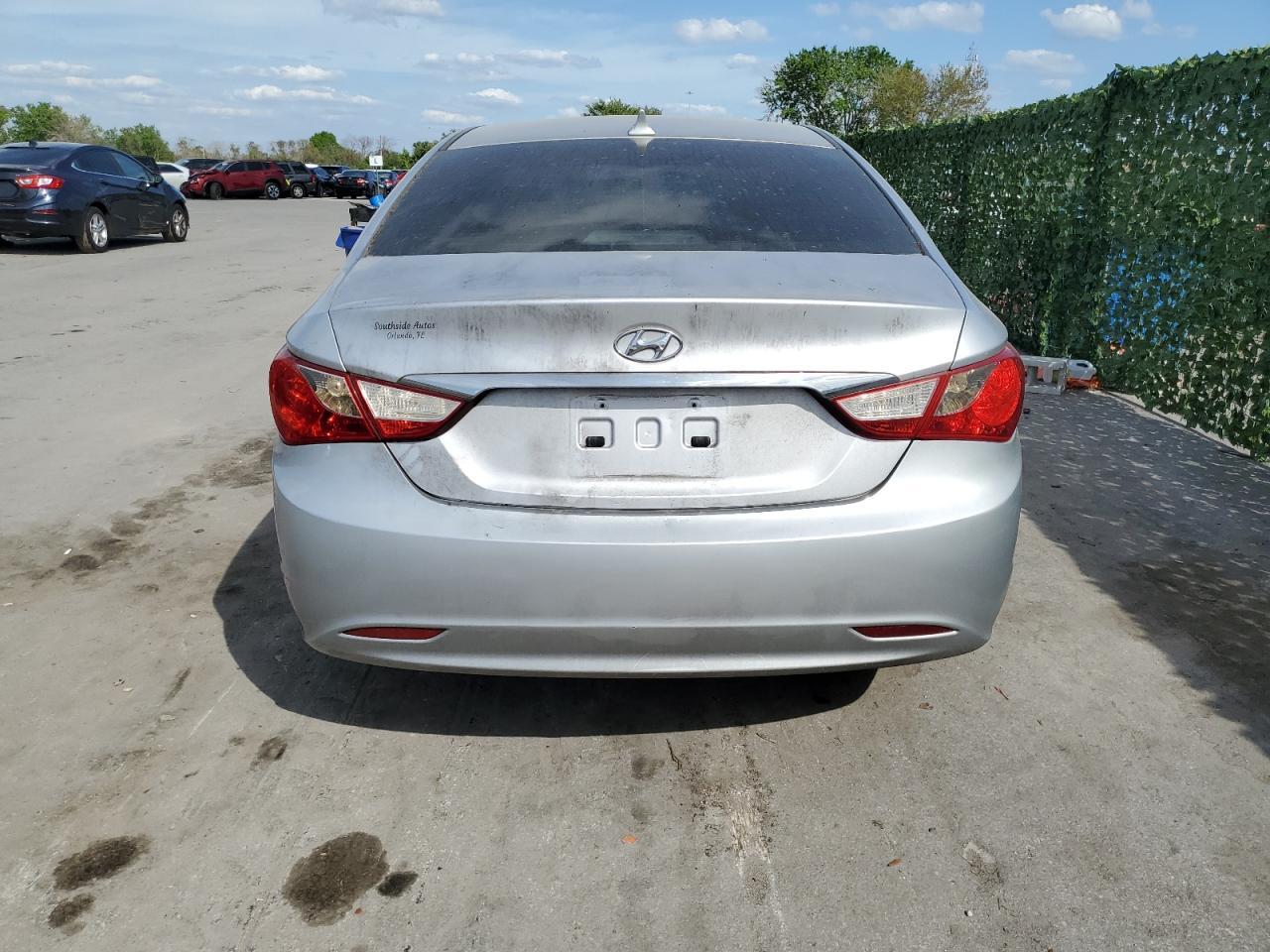 2011 HYUNDAI SONATA GLS - Image 6