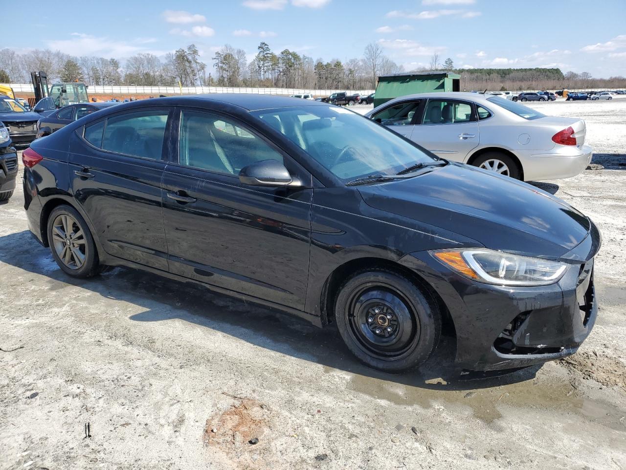 2017 HYUNDAI ELANTRA SE - Image 4