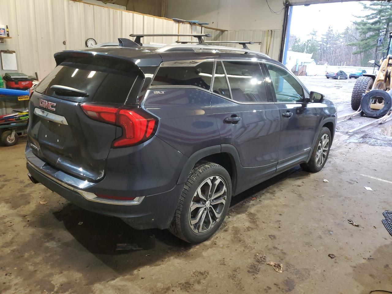2019 GMC TERRAIN SL - Фото 3